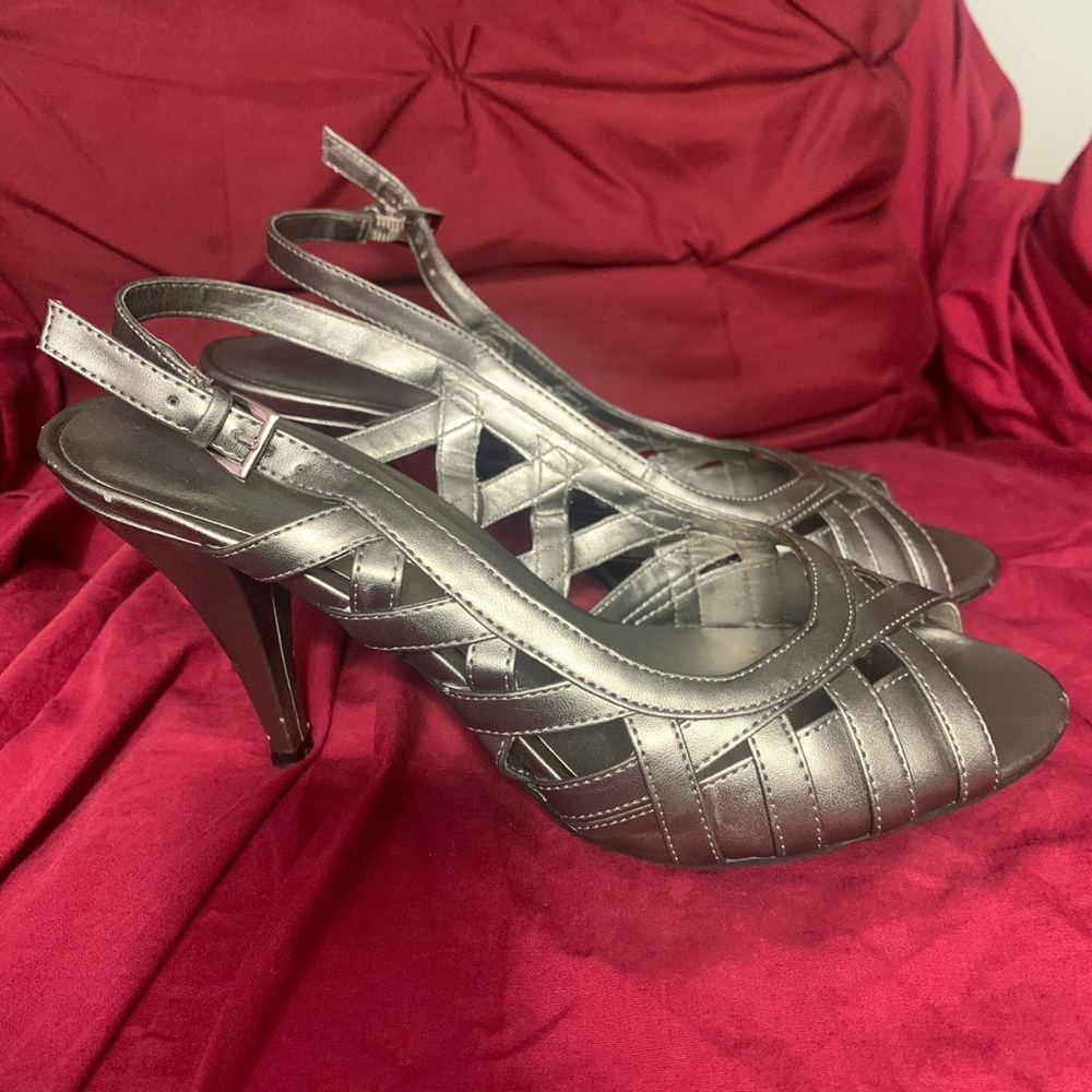 Champagne Grey Heels